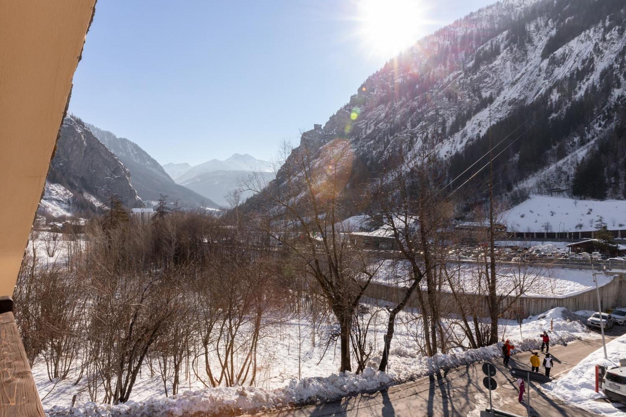 Shatush Hotel Courmayeur Exterior photo